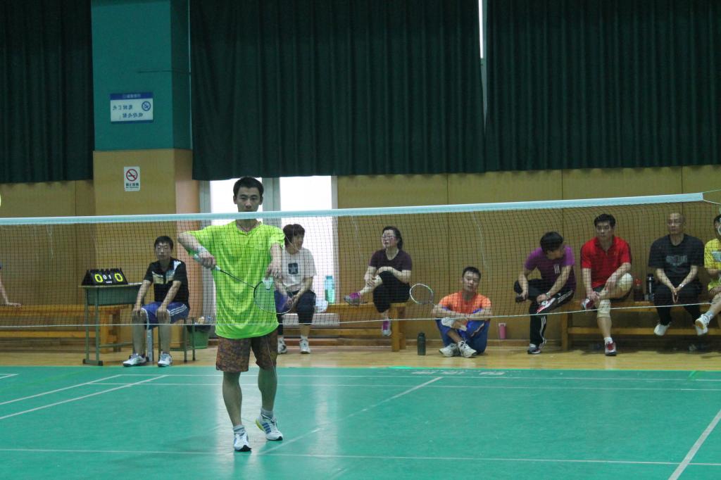 黄波老师在比赛中